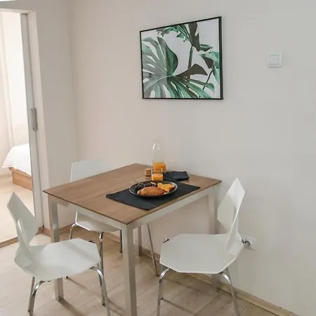 Delta New Free Public Parking