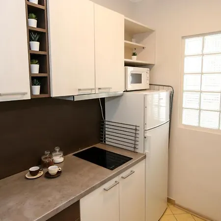 Delta New Free Public Parking Apartament