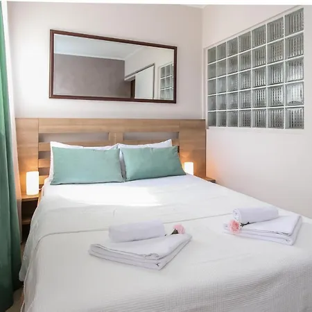 Delta New Free Public Parking * Белград